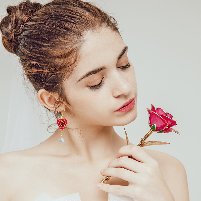Round Diamond Gold Rose Earrings (fresh Rose)