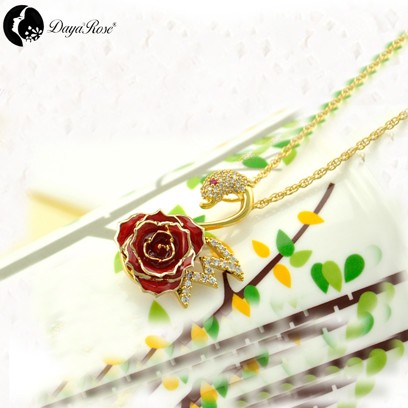 Swan rose necklace (fresh rose)