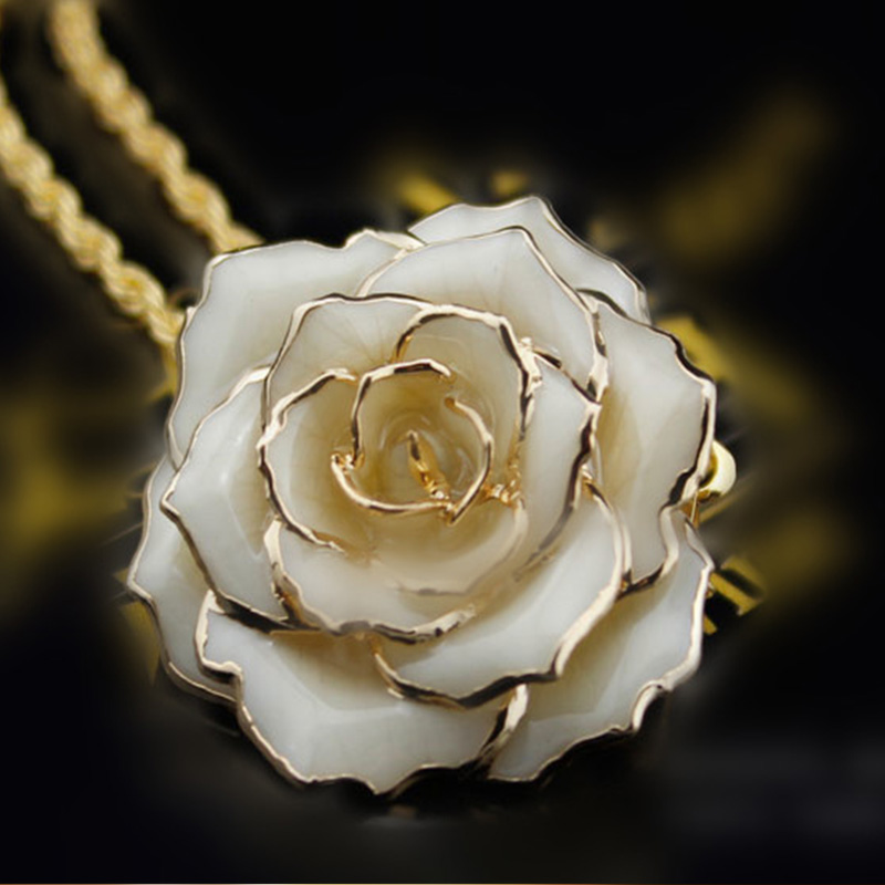 Daiya True Rose Necklace (fresh Rose)